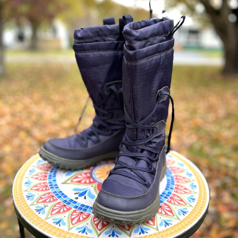 Y2K Bass Danya Womens Sz 7 Insulated Snow Boots Shock Cord Purple Synthetic NEW
